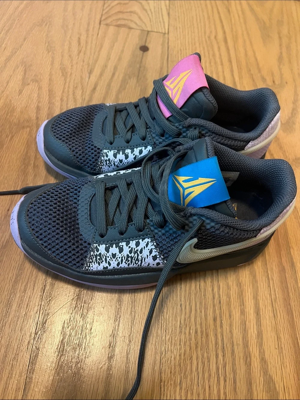 Girls Nike basketball shoes- JA morant - Gray with Pink & Blue Accents